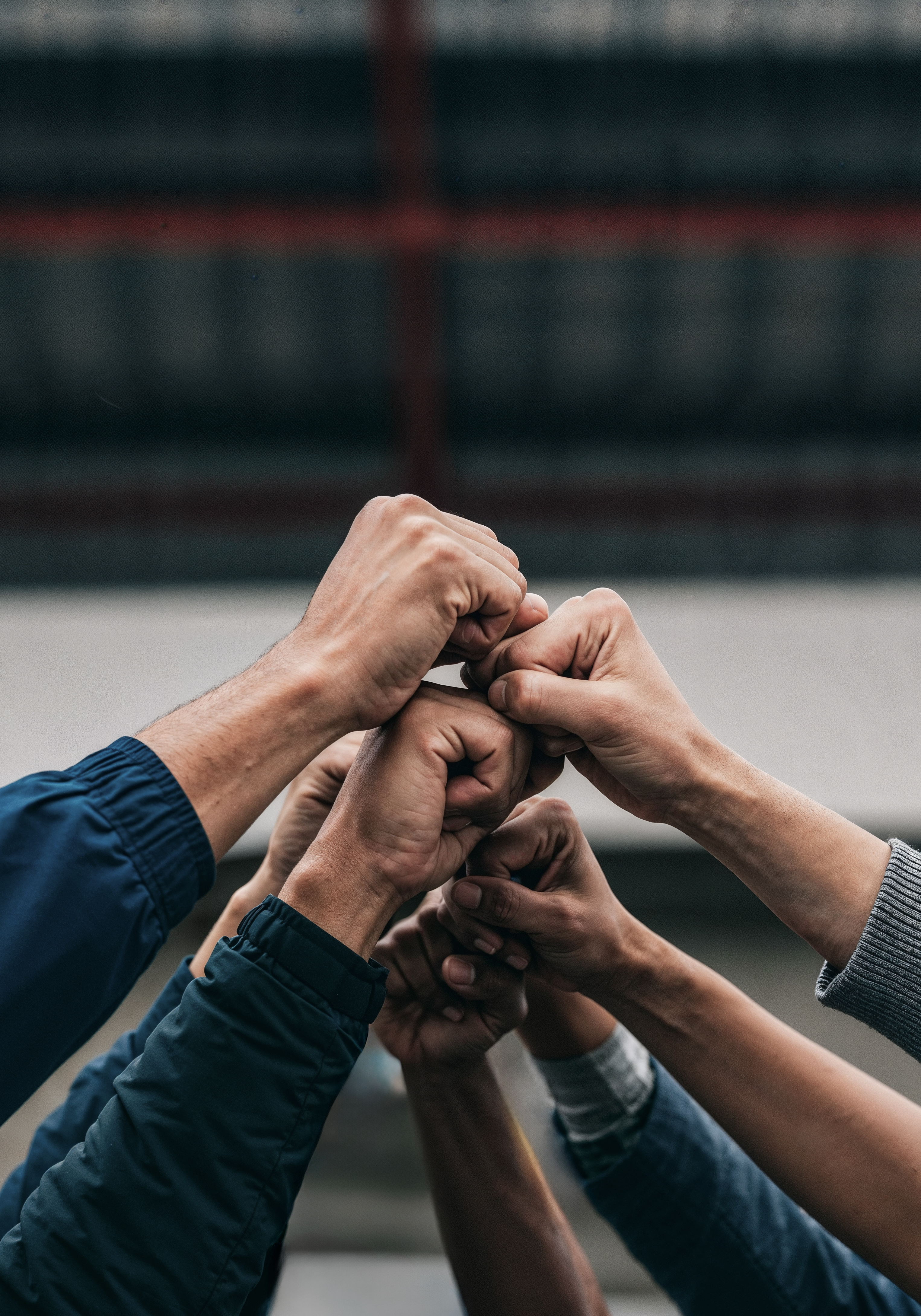 Representación de la Misión: Foco en el cliente y soluciones tecnológicas.